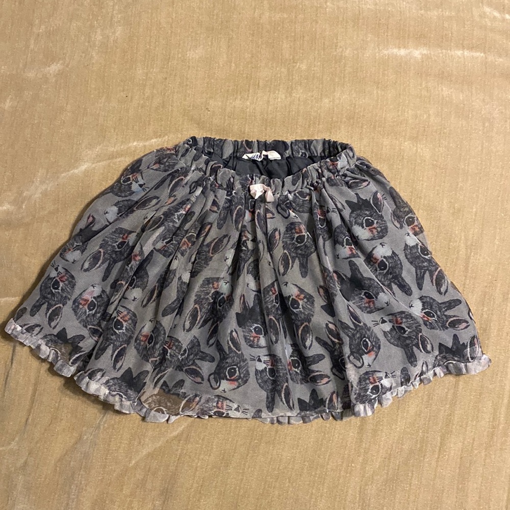 Very cute rabbit print kid’s H&M skirt.